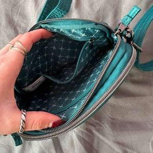 Small Lug Purse